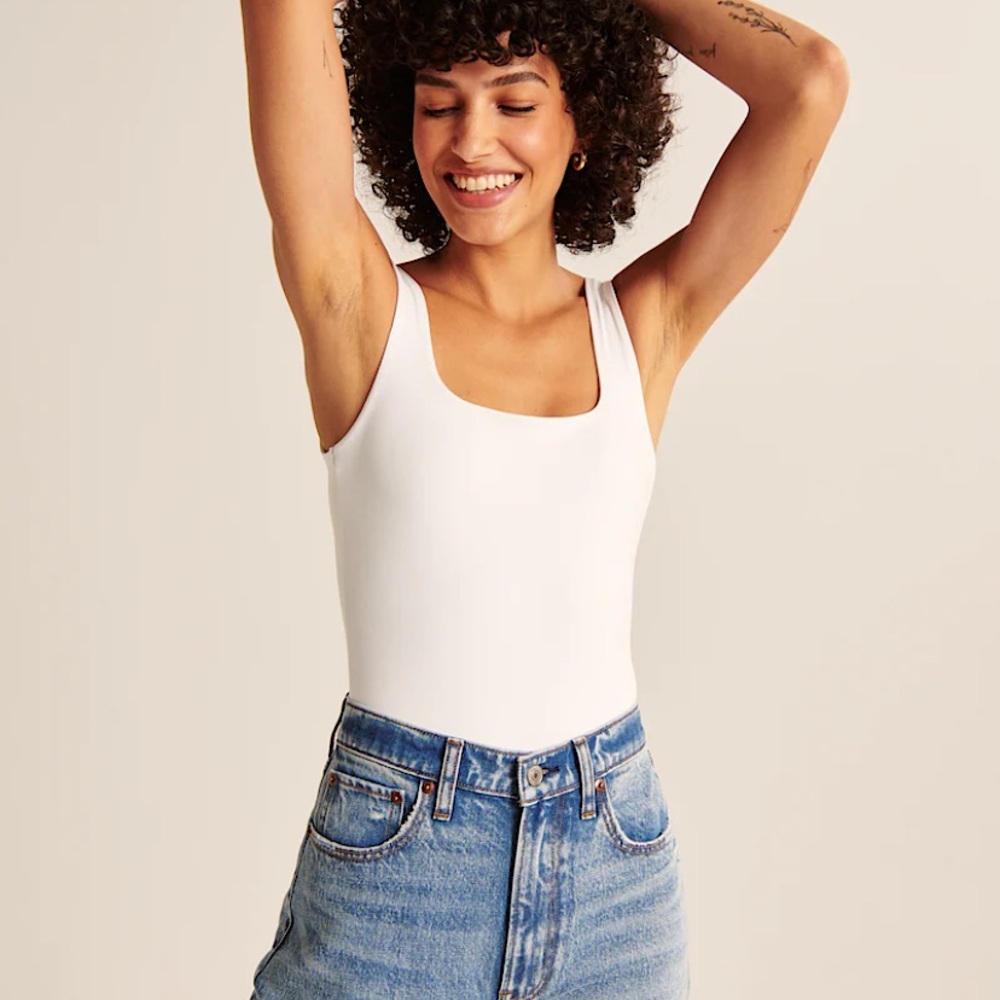 NWOT Abercrombie & Fitch White Seamless Bodysuit - L
